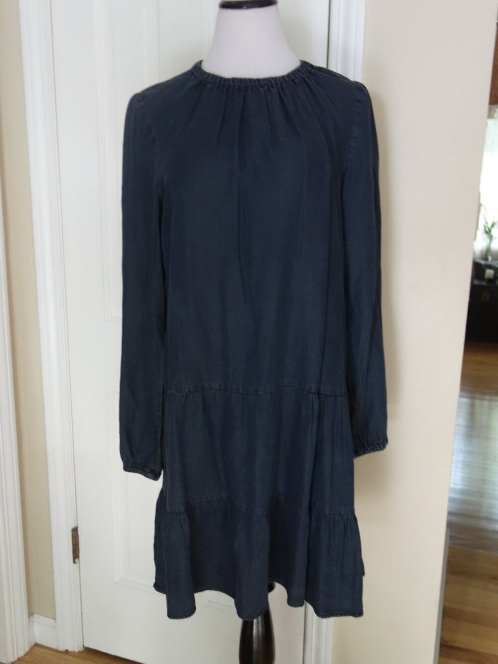 JAK&RAE / JAK & RAE Denim Look Long Sleeve Belted Dress – Med